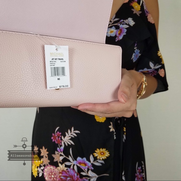Michael Kors Jet travel carryall Wallet Blossom - Picture 7 of 8